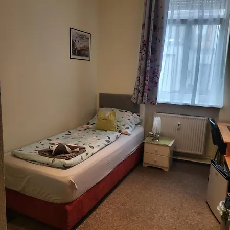 Hubertus Aparthotel 4*