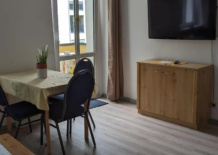 哈伯特斯膳食公寓 公寓式酒店 4*