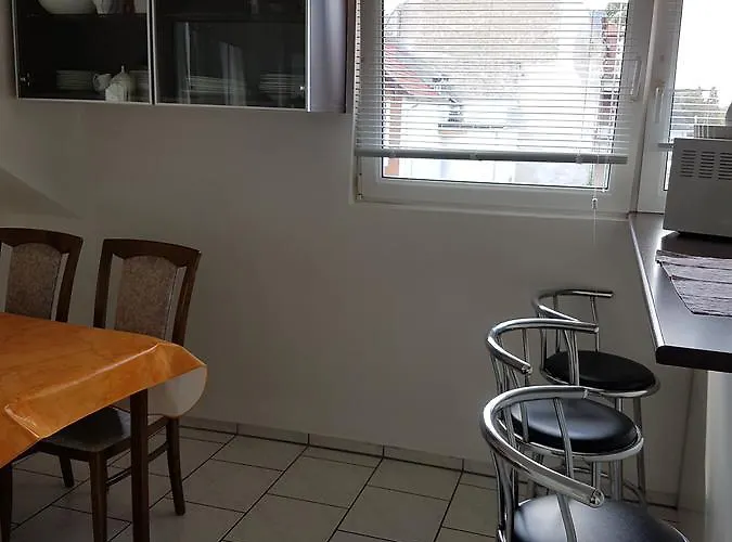 哈伯特斯膳食公寓 公寓式酒店