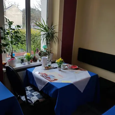 哈伯特斯膳食公寓 3*